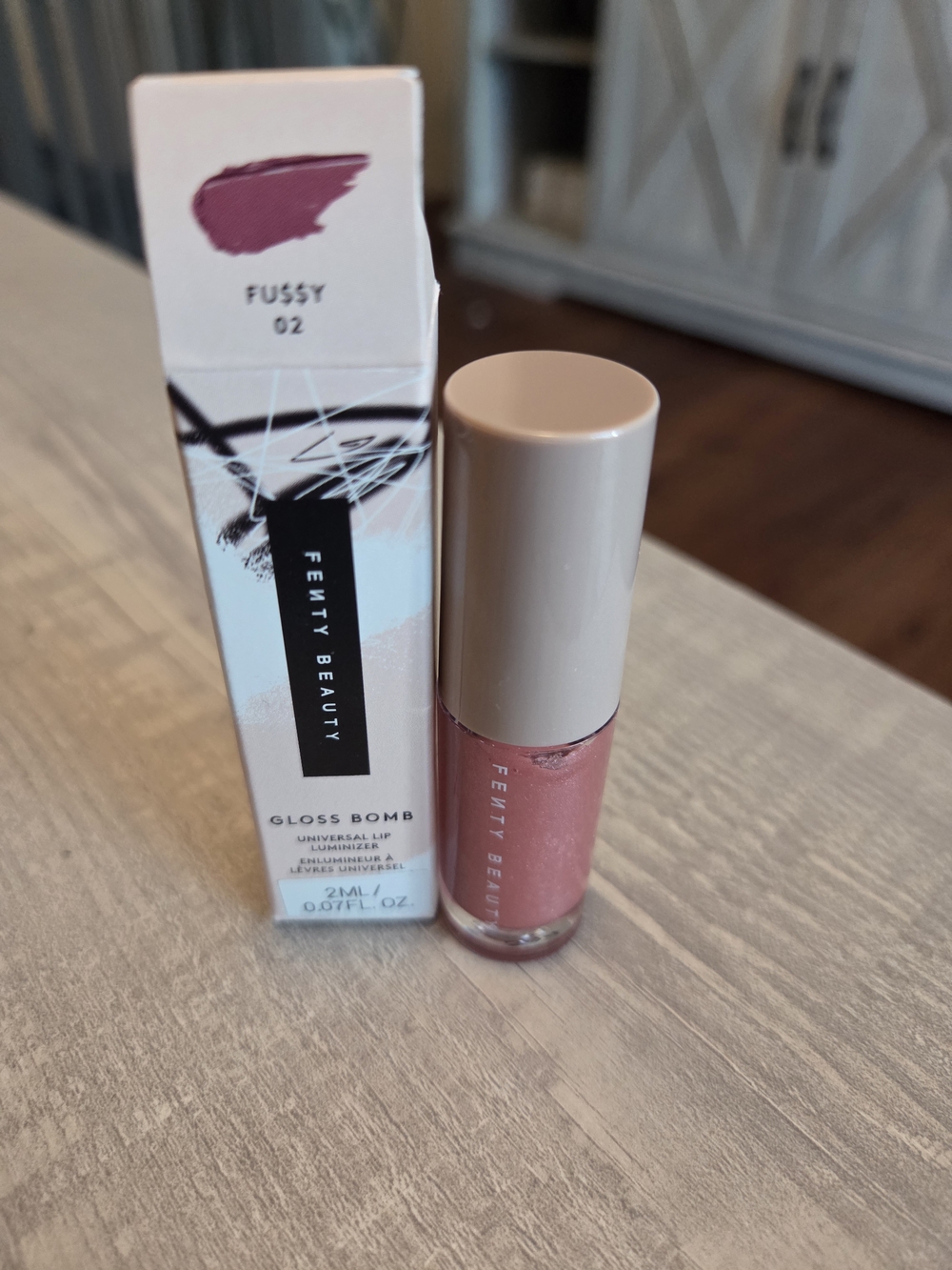 Fenty Beauty Gloss Bomb Lip Luminizer - Fussy (Mauve Pink)
